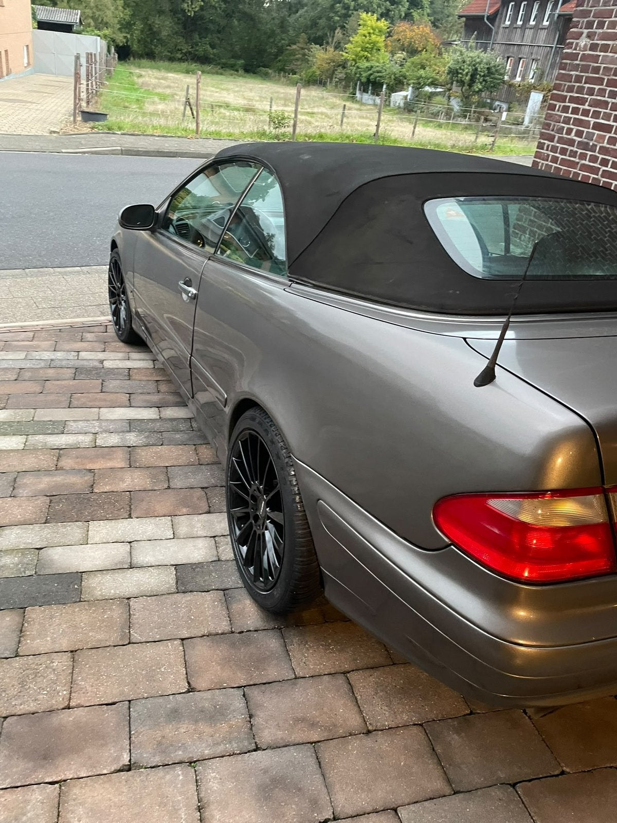 Mercedes-Benz CLK 2.0 Clk200 Cabrio Sport AUT 2000 Grijs, Automaat, 1998 cc, 4 cilinders, Cabriolet