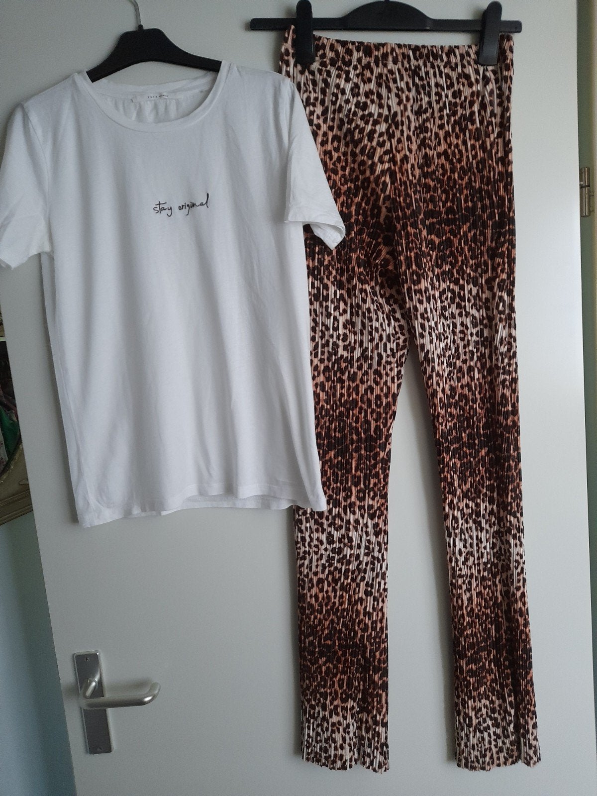 Dames pantalon +shirt mt S/M, Kleding | Dames, Broeken en Pantalons, Maat 38/40 (M), Meerkleurig, Ophalen of Verzenden, Zo goed als nieuw