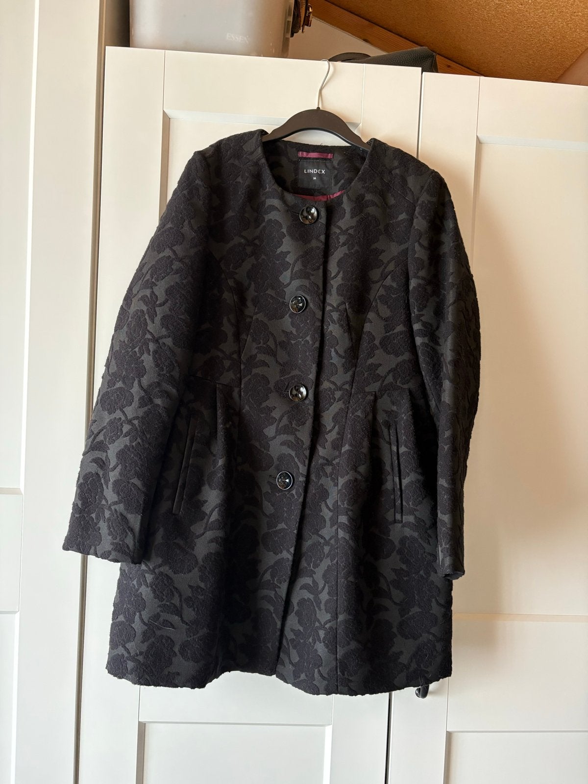 Lindex jas met bloemenprint - Maat 38, Ophalen of Verzenden, Gedragen, Maat 38/40 (M), Zwart