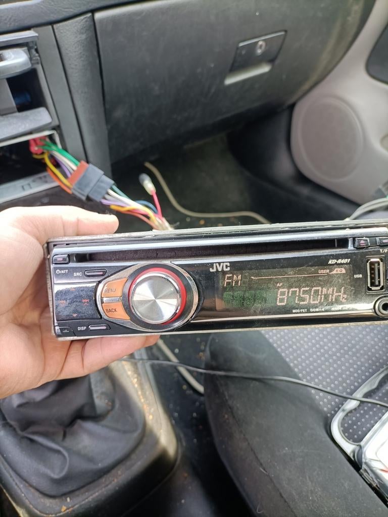 JVC KD-R401 Autoradio met USB en FM, Auto diversen, Autoradio's, Ophalen of Verzenden, Gebruikt