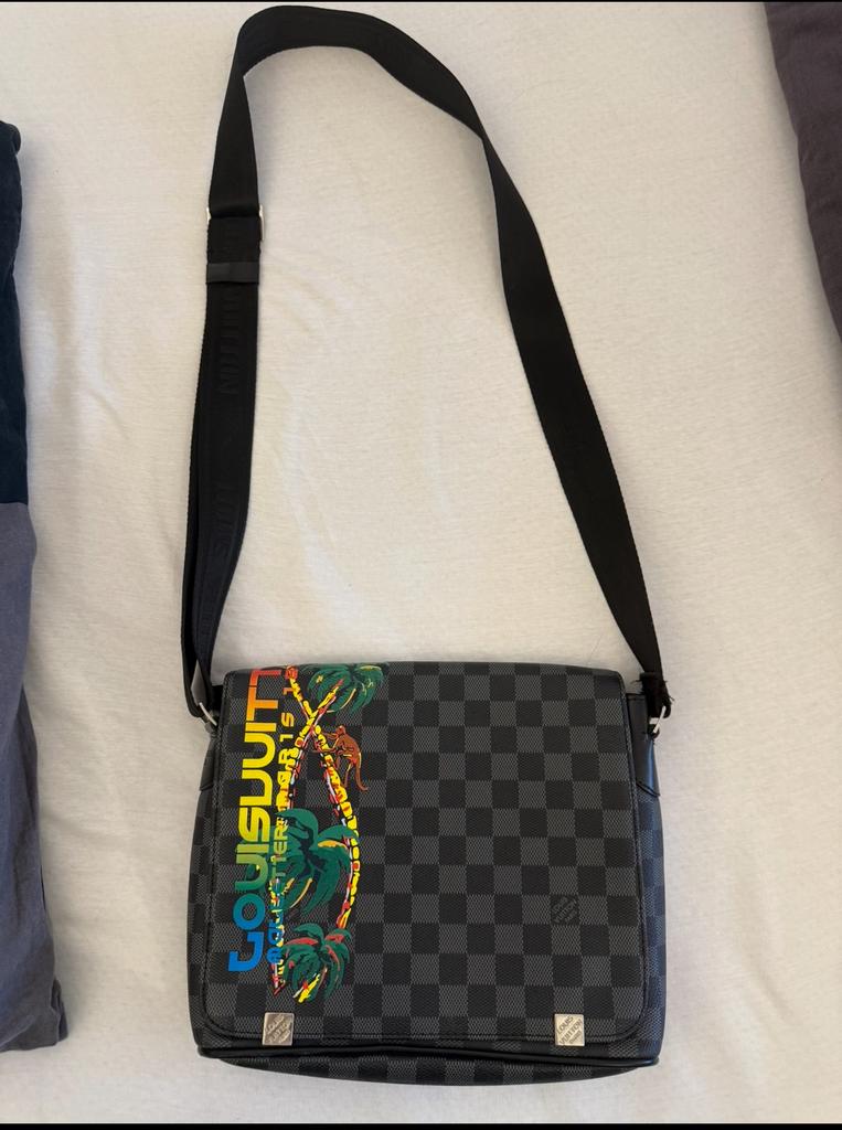 Louis Vouitton Tas Met Print, Sieraden, Tassen en Uiterlijk, Tassen | Schoudertassen, Ophalen of Verzenden, Nieuw, Zwart, Overige merken