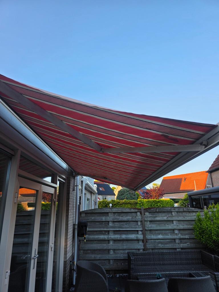 Zonnescherm 4m breed GRATIS afhalen/afkoppelen, Ophalen of Verzenden