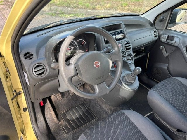 Fiat Panda 1.2 Actual Stuurbekrachtiging Audio-CD/MP3 Getint, Auto's, Stof, Gebruikt, Bedrijf, Handgeschakeld