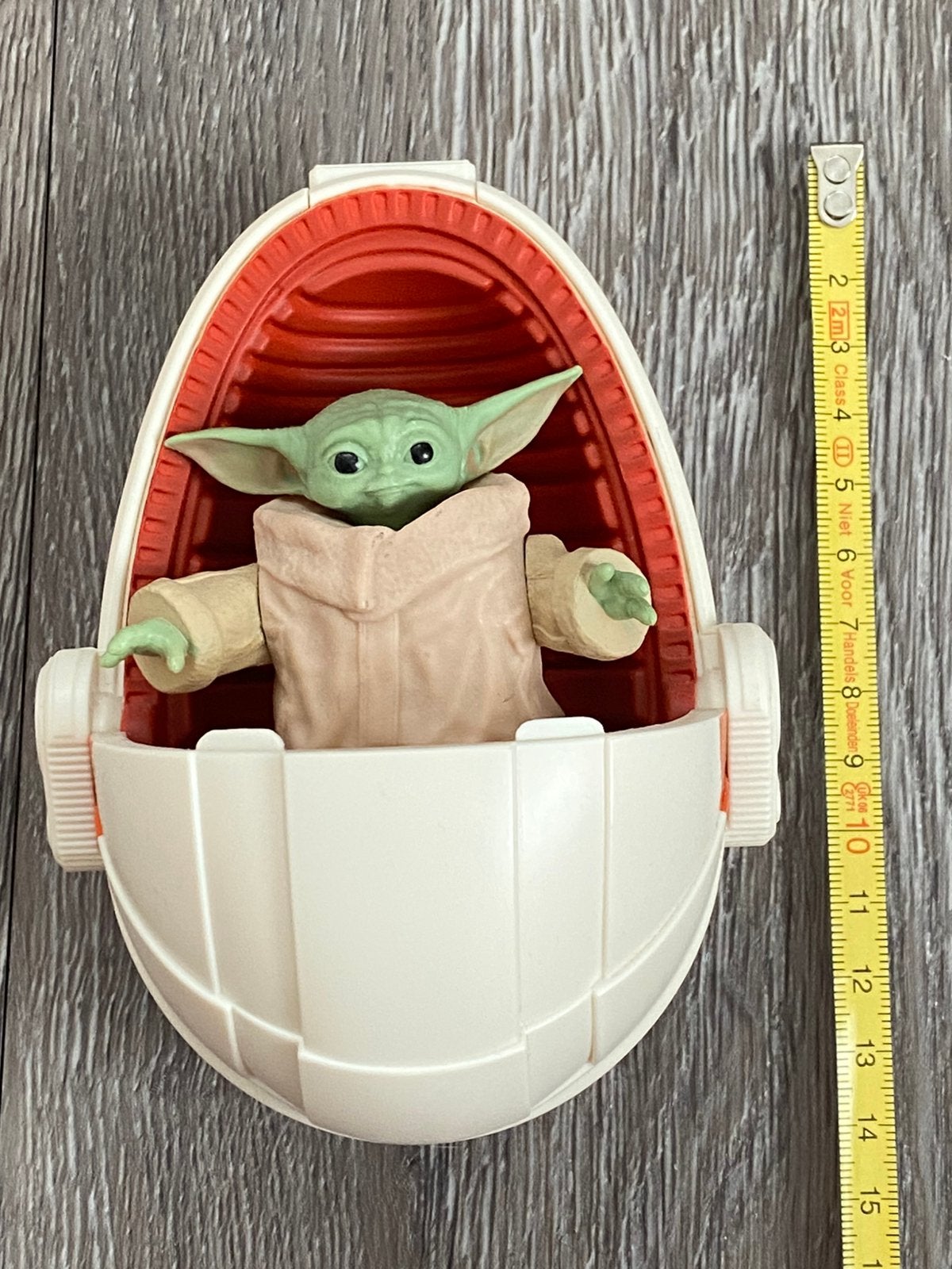 Yoda poppetje met “ei”, Ophalen of Verzenden, Zo goed als nieuw, Actiefiguurtje