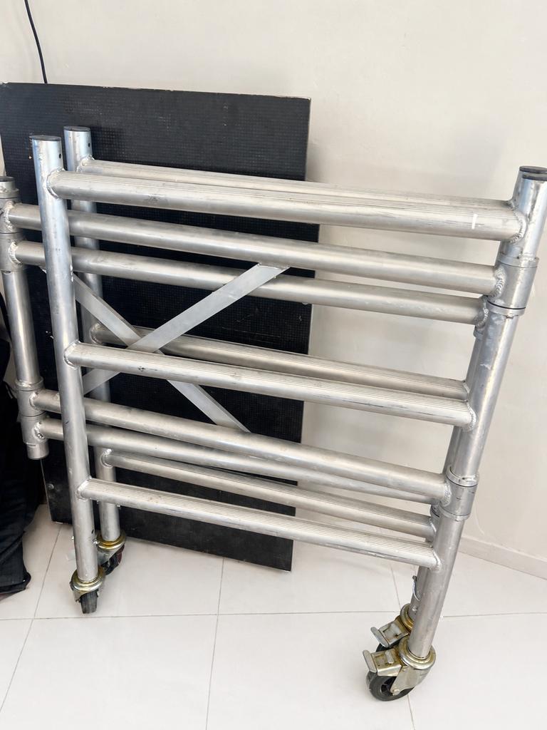 Steiger, Ophalen, Zo goed als nieuw, Rolsteiger of Kamersteiger, Minder dan 2 meter