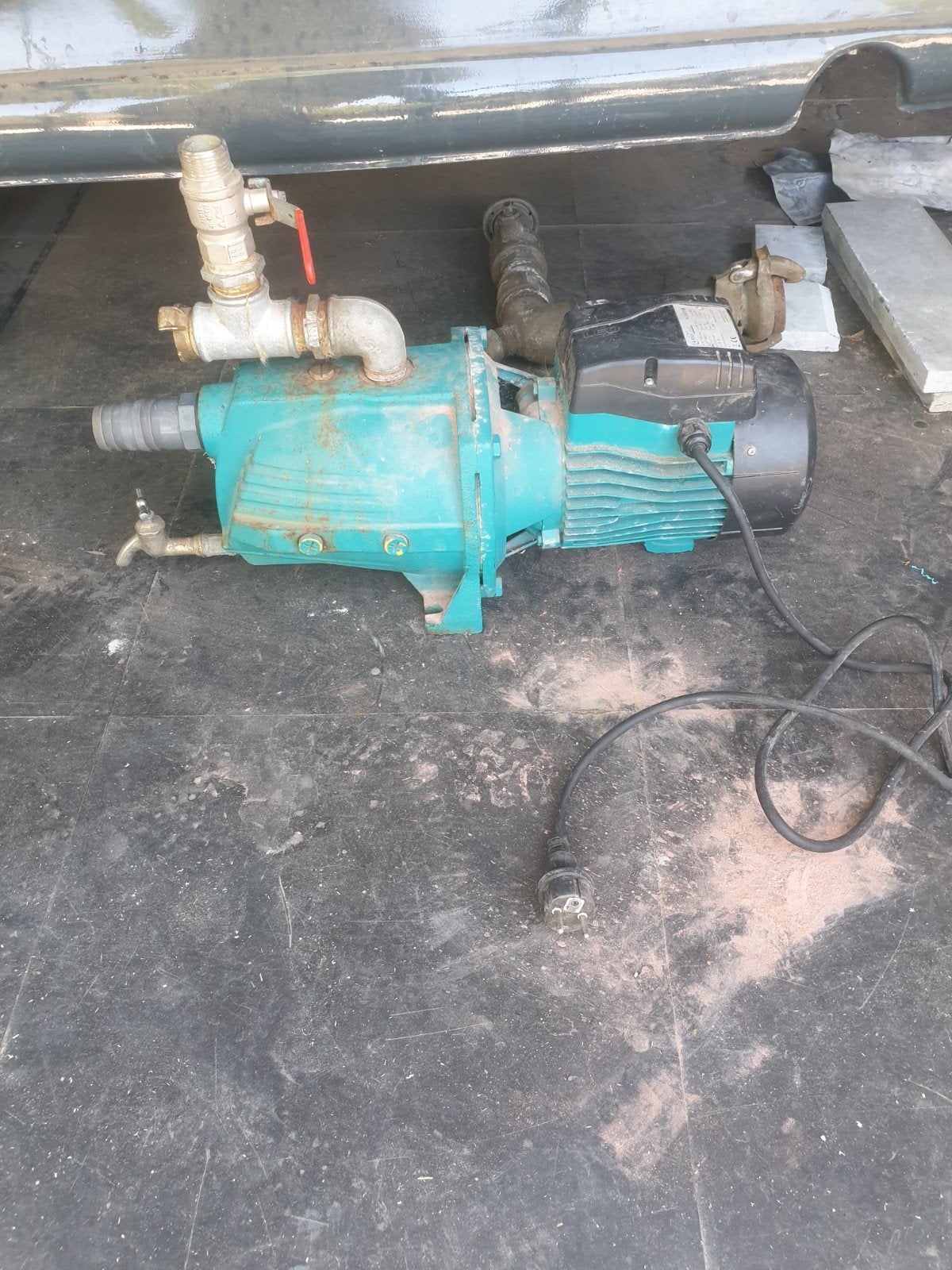 LEO AJm110 Hydrofoorpomp - Zo goed als nieuw, Ophalen of Verzenden, Zo goed als nieuw, Elektrisch, Hydrofoorpomp