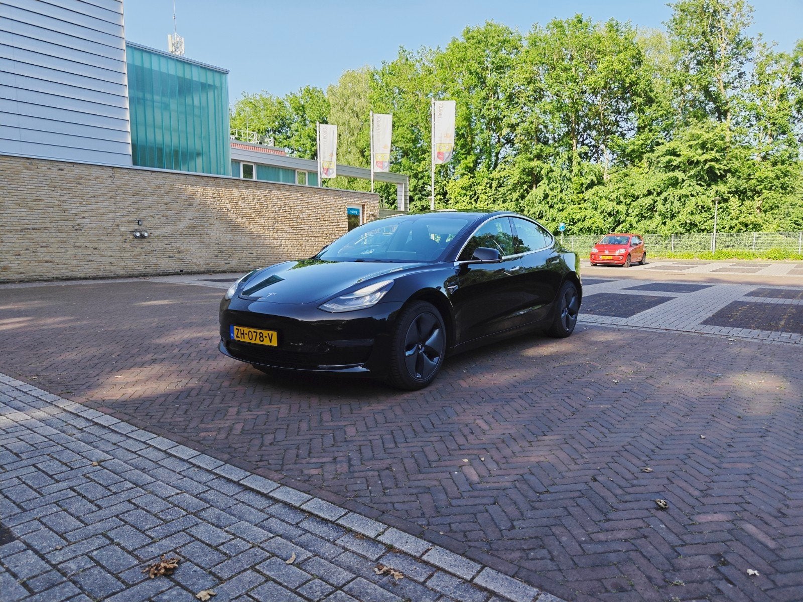 Tesla Model 3 2019 Zwart AWD long range, Auto's, Tesla, Particulier, Model 3, 360° camera, 4x4, ABS, Achteruitrijcamera, Adaptieve lichten