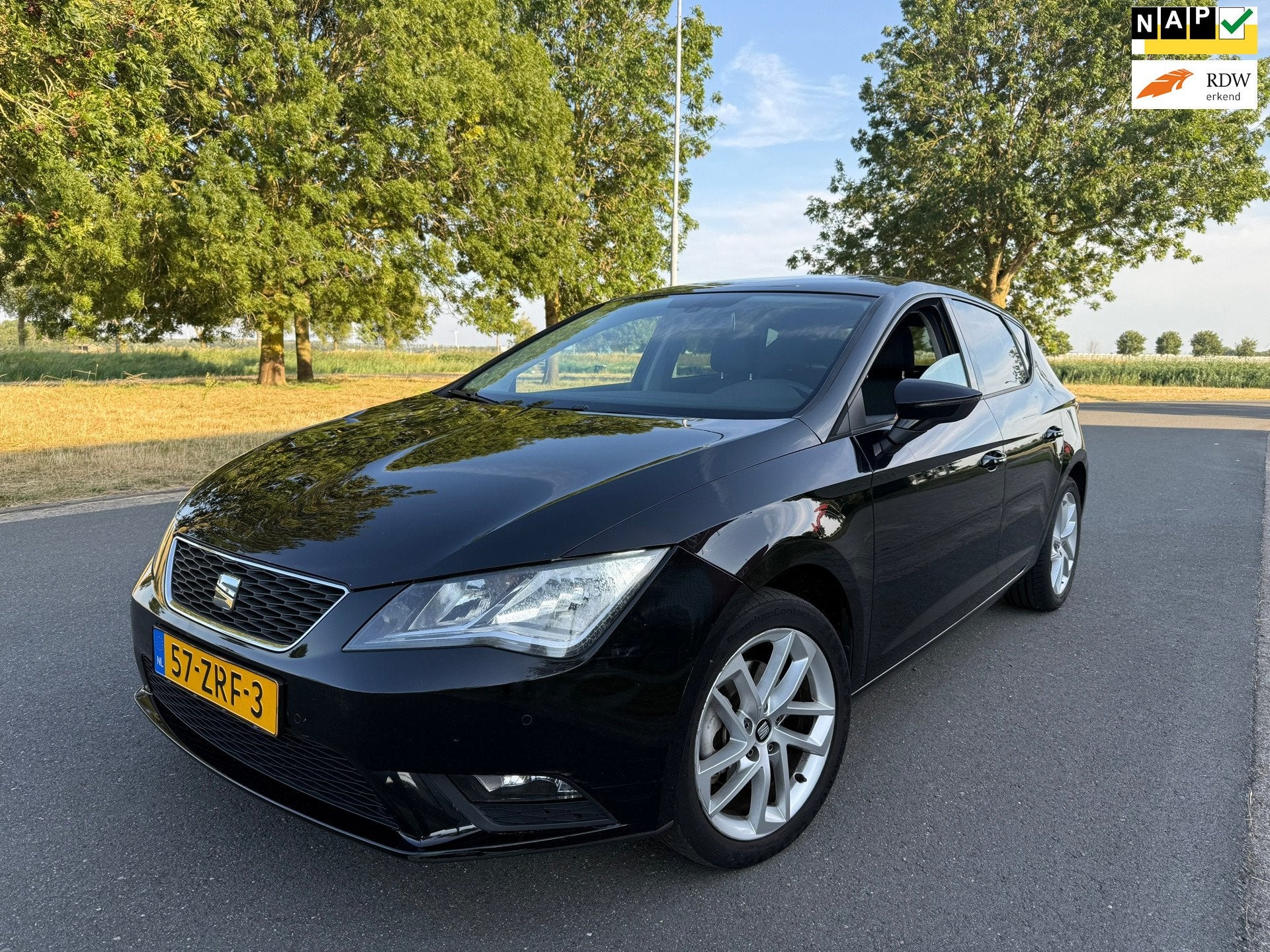 SEAT León