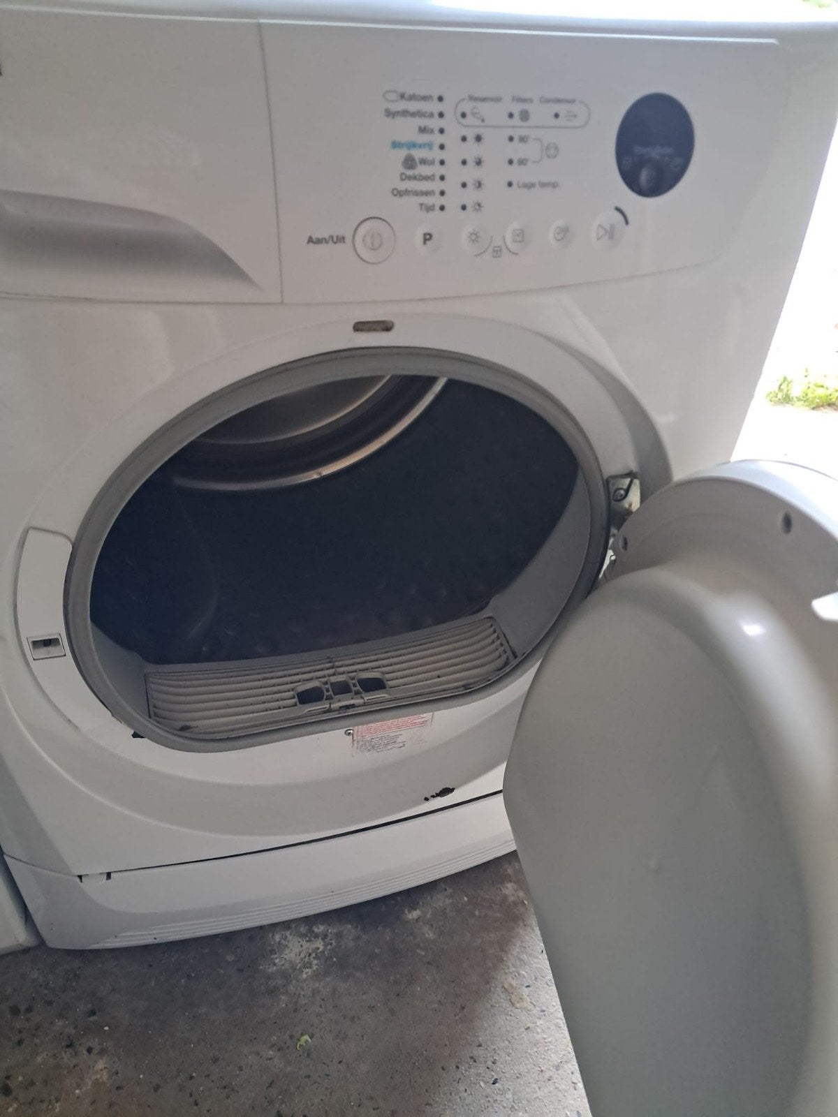 Zgan Zanussie condens droger 7kg, Witgoed en Apparatuur, Wasdrogers, 6 tot 8 kg, Ophalen of Verzenden, Zo goed als nieuw, 85 tot 90 cm