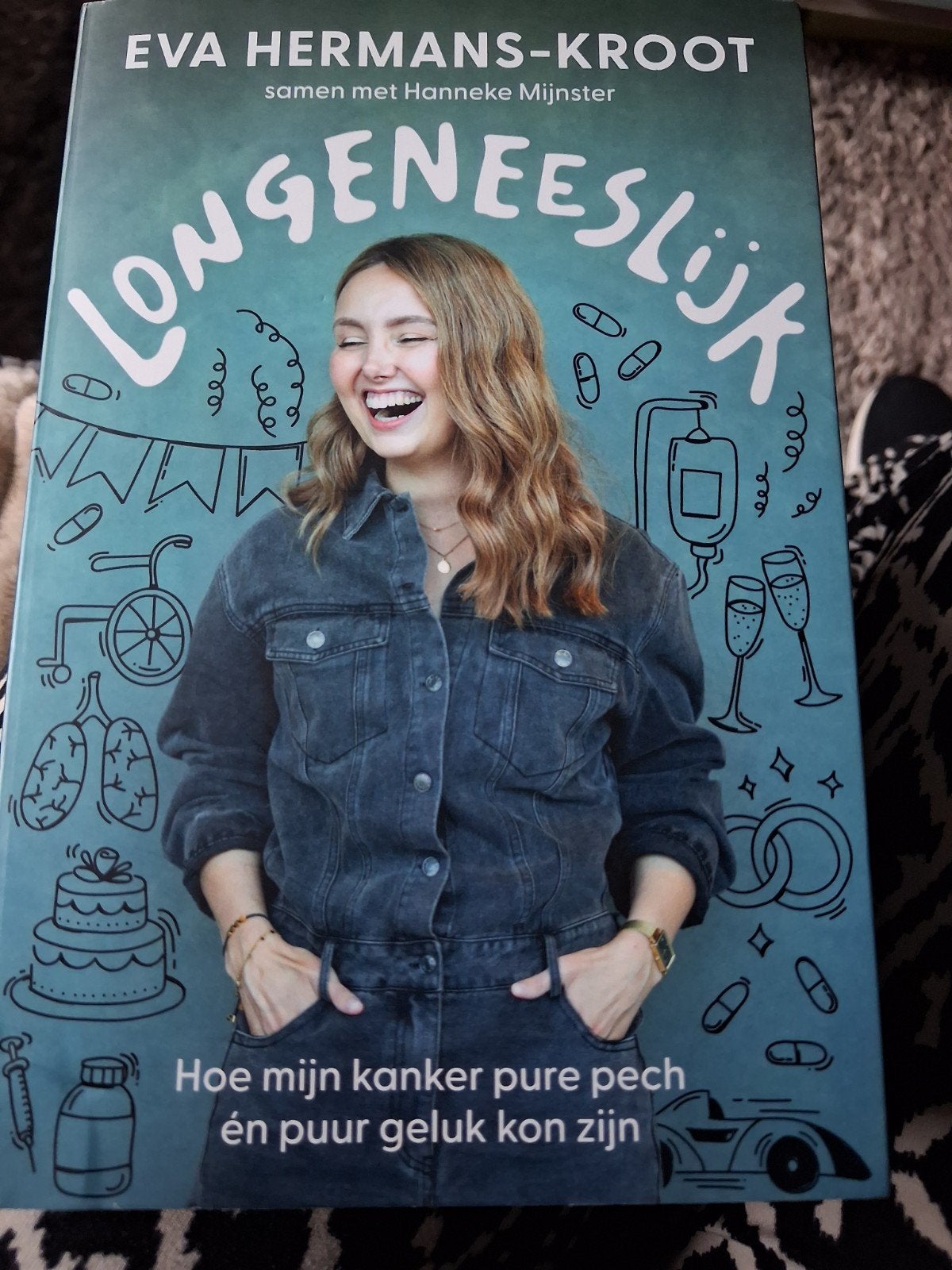 Longeeneeslijk - Eva Hermans-Kroot, Ophalen of Verzenden, Zo goed als nieuw, Eva Hermans-Kroot, Overige
