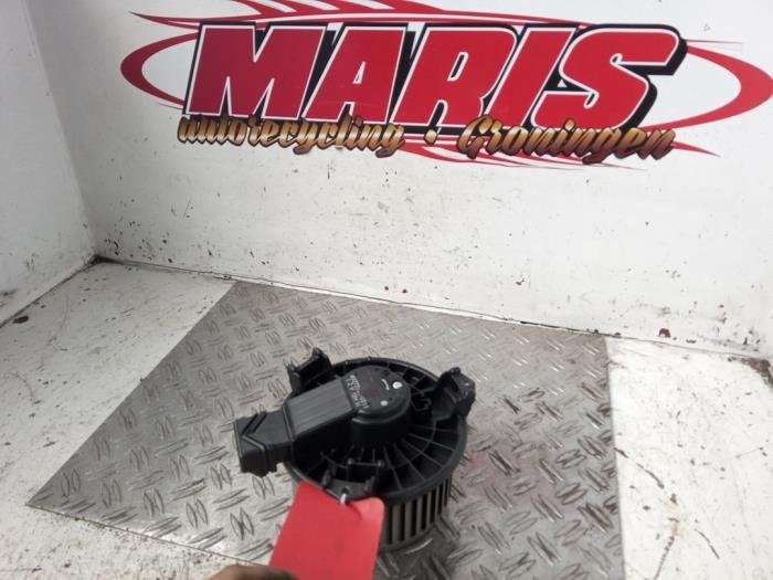 Kachel Ventilatiemotor van een Toyota Yaris, Gebruikt, -, -, Ophalen of Verzenden
