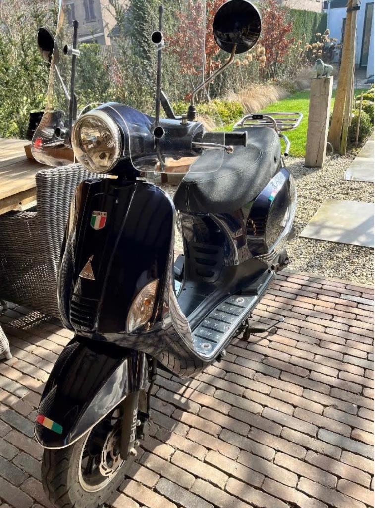 Scooter RL-50 Turbo, Fietsen en Brommers, Snorfietsen en Snorscooters, Gebruikt, Benzine, Ophalen, Overige merken
