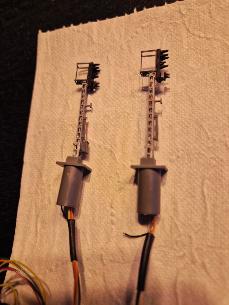 2x Viessmann seinen N-spoor, Ophalen of Verzenden, Gelijkstroom, Overige merken
