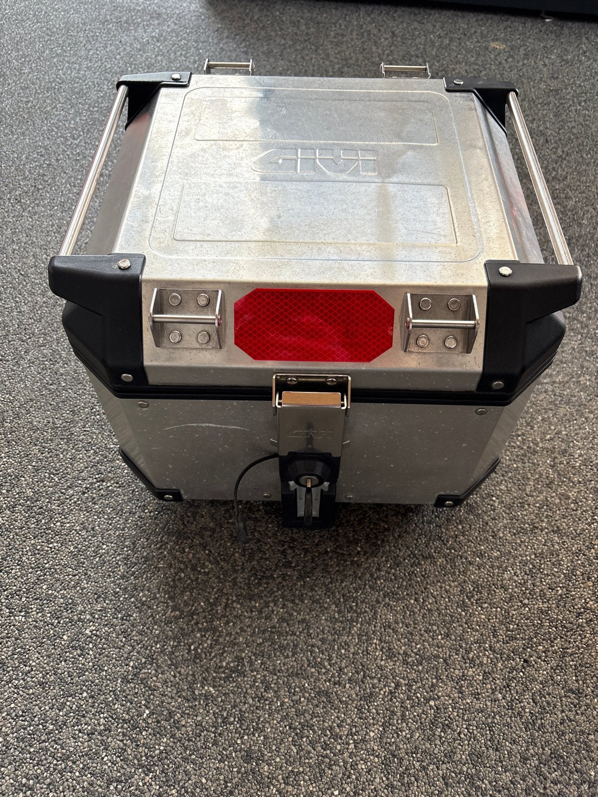 Givi Topkoffer Aluminium Trekker Outback + sleutel, Motoren, Ophalen of Verzenden, Gebruikt