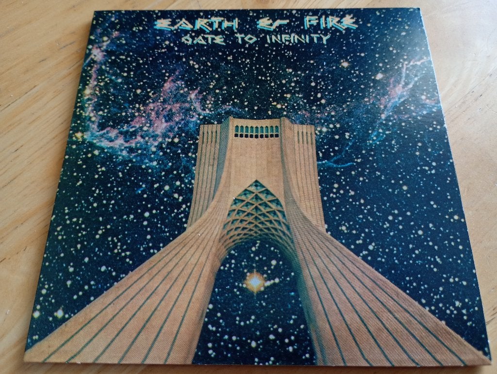 CD Earth And Fire - Gate To Infinity, Verzenden, Zo goed als nieuw, Poprock