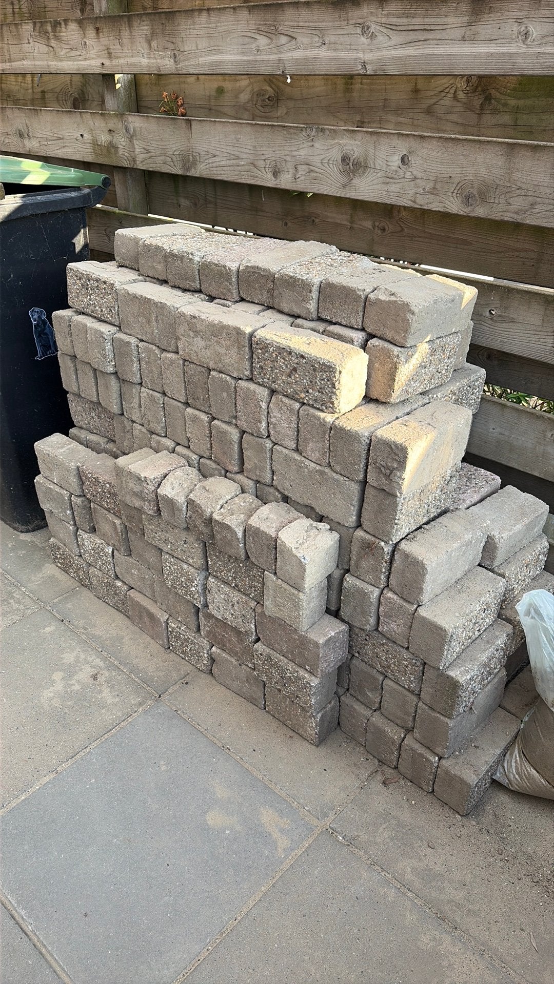 Gratis af te halen betonklinkers, Tuin en Terras, Tegels en Klinkers, Ophalen, Gebruikt, Klinkers, 5 tot 10 m²