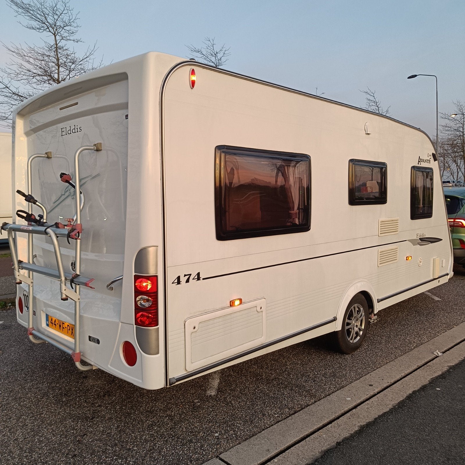 Elddis Avante 474+cassetteluifel+mover+Frans bed etc IZGST!, Oven, Standaardzit, Elddis, Bedrijf