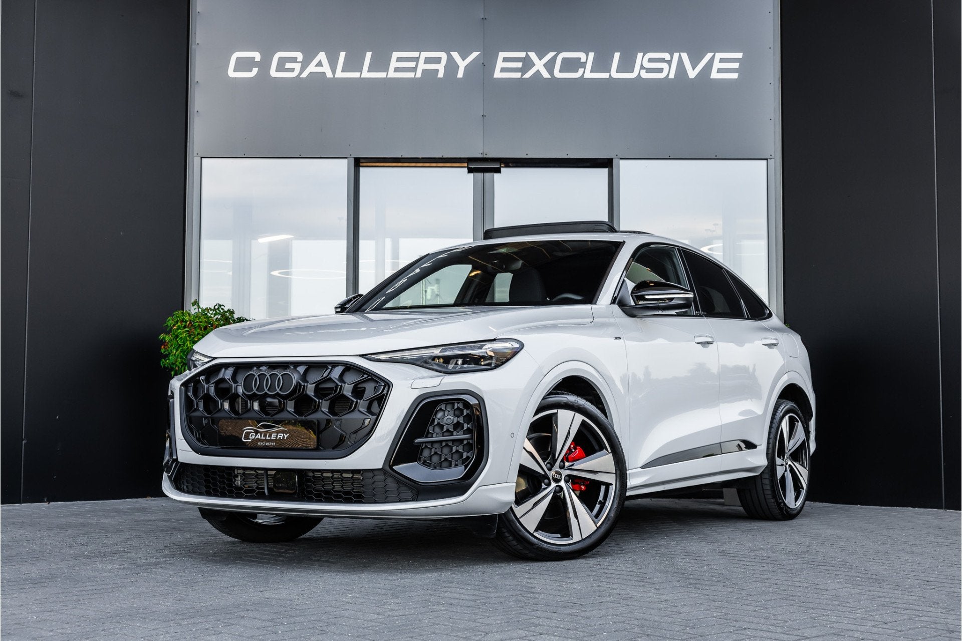Audi Q5 Sportback 2.0 TFSI e-hybrid quattro S edition - Tech, Automaat, Gebruikt, Zwart, 4 cilinders