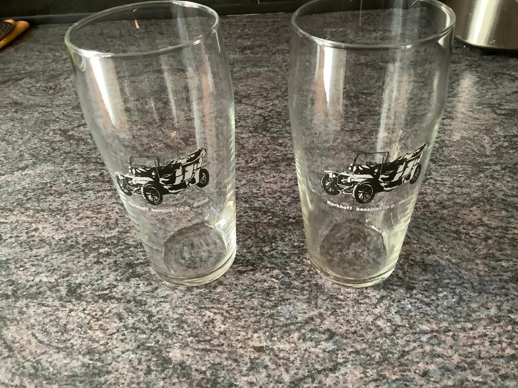 2 vintage glazen, Verzamelen, Glas en Borrelglaasjes, Ophalen of Verzenden, Zo goed als nieuw, Overige typen