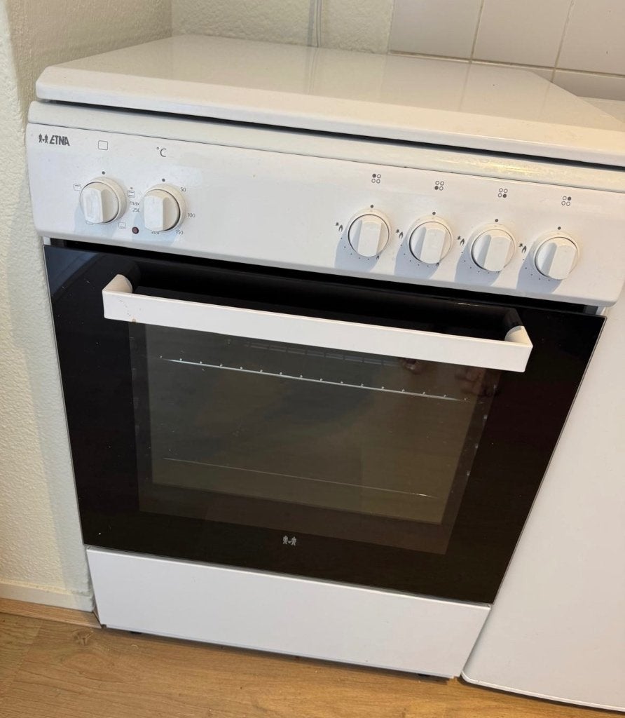 Fornuis met oven, Ophalen, Grill, 4 kookzones, Zo goed als nieuw