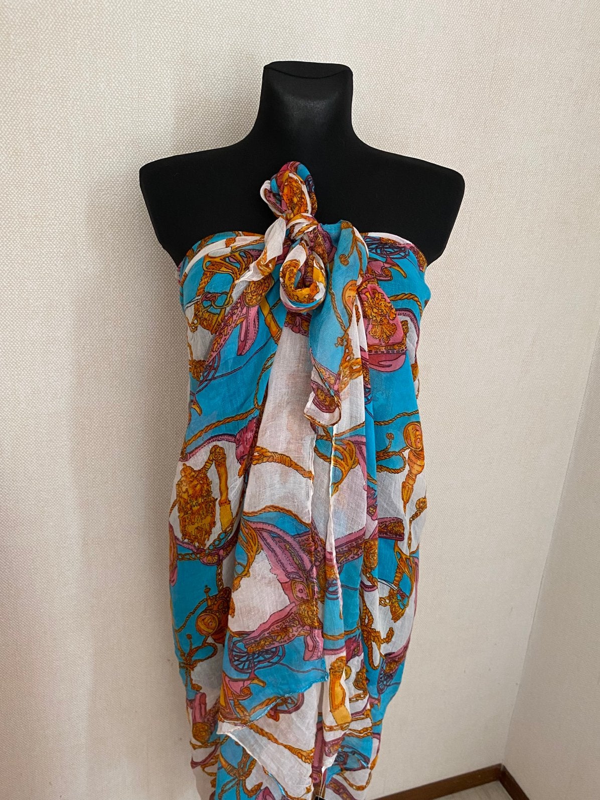 Manouxx Sarong/Sjaal Nieuw!, Ophalen of Verzenden, Nieuw, Sjaal