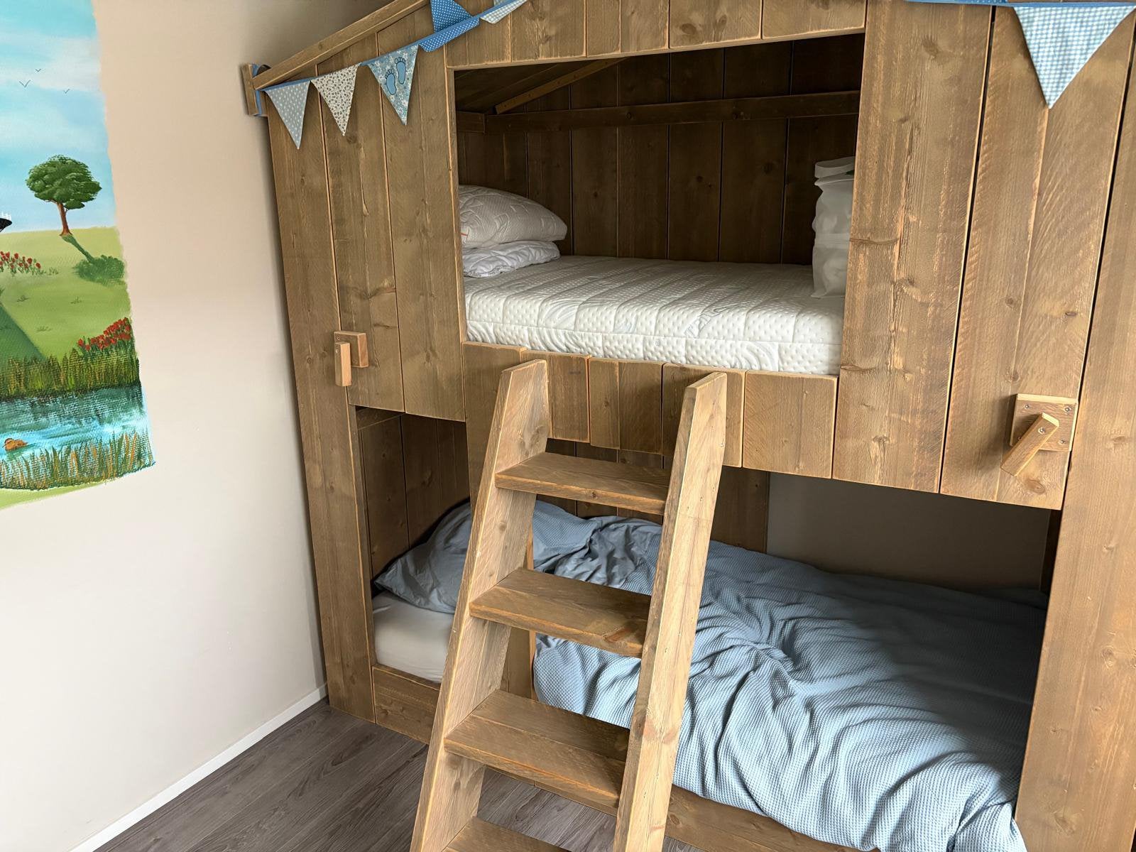 Boomhut stapelbed van Dutchwood, Ophalen, Gebruikt, Stapelbed