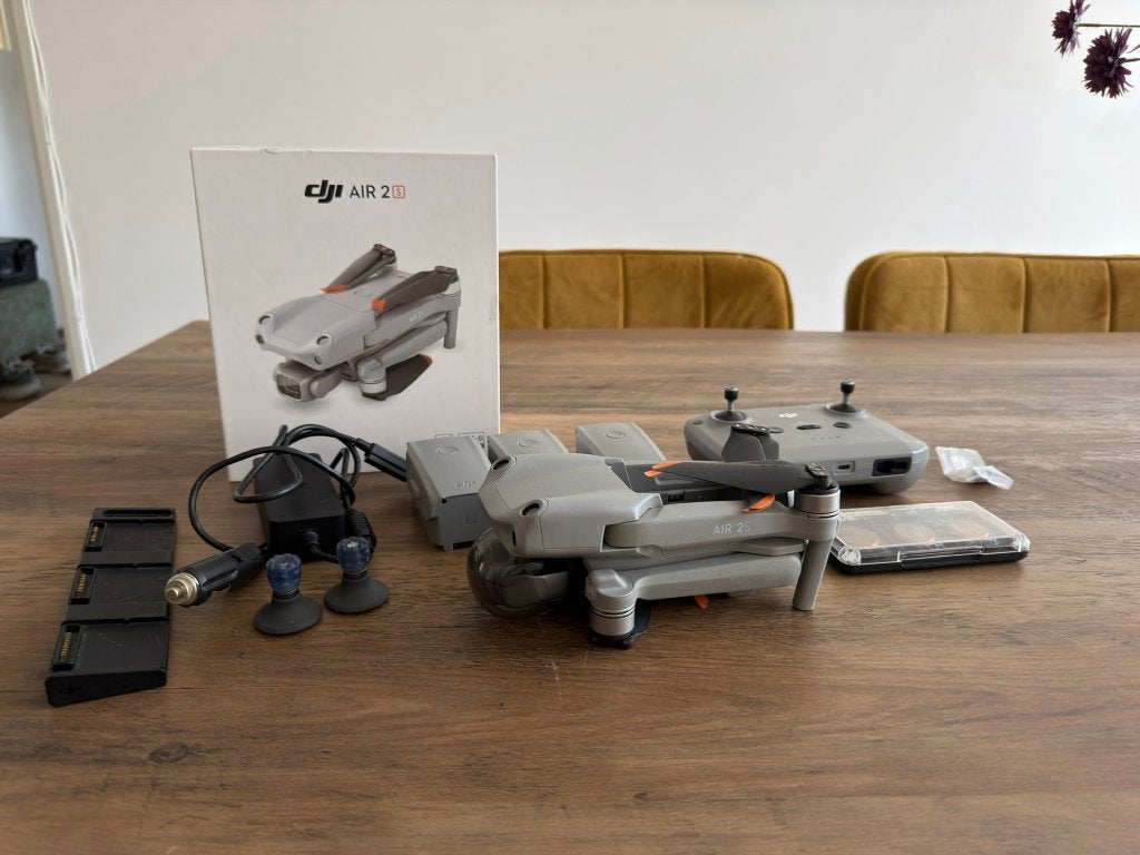 DJI Air2s Fly More Combo + ND-PL filters + Car charger, 250 tot 900 gram, Gebruikt, Cameradrone, DJI