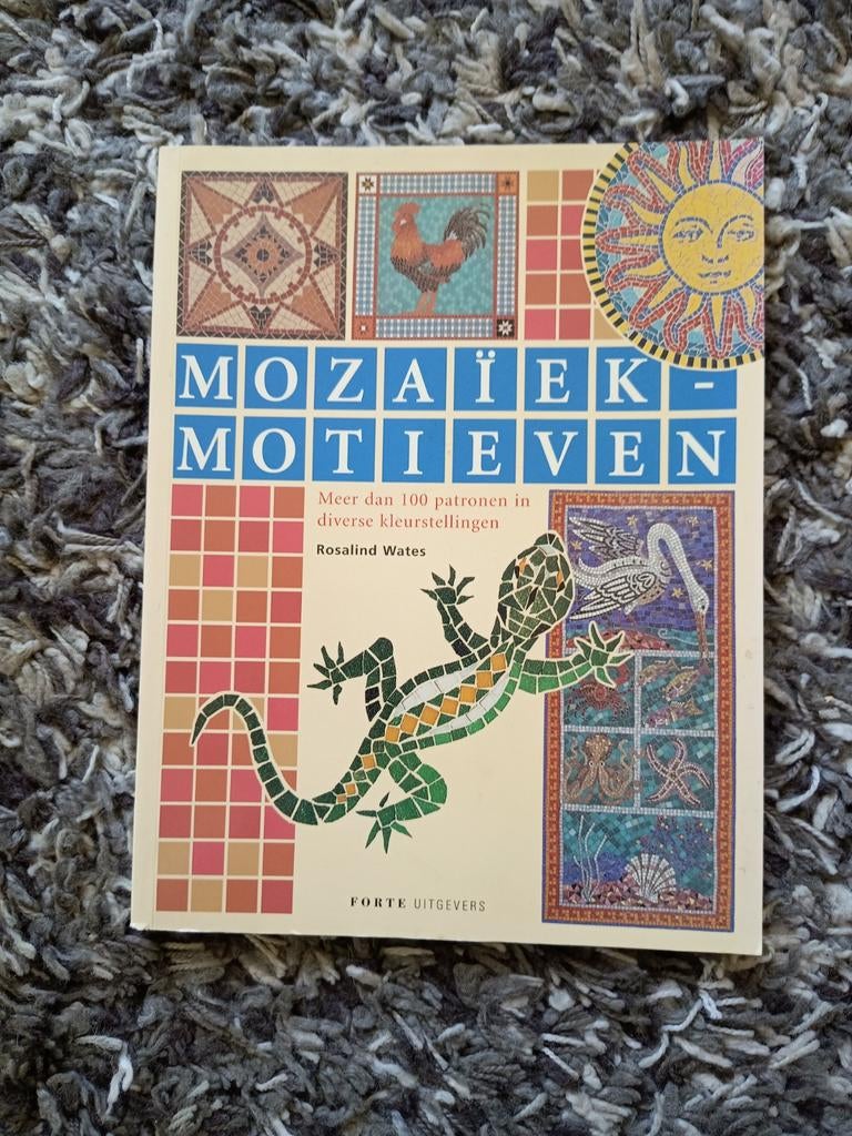 R. Wates - Mozaiekmotieven Mozaïek boek, Ophalen, Zo goed als nieuw, R. Wates
