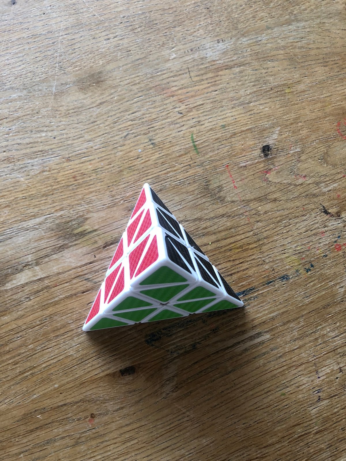 Cube driehoek, Verzamelen, Speldjes, Pins en Buttons, Ophalen, Zo goed als nieuw