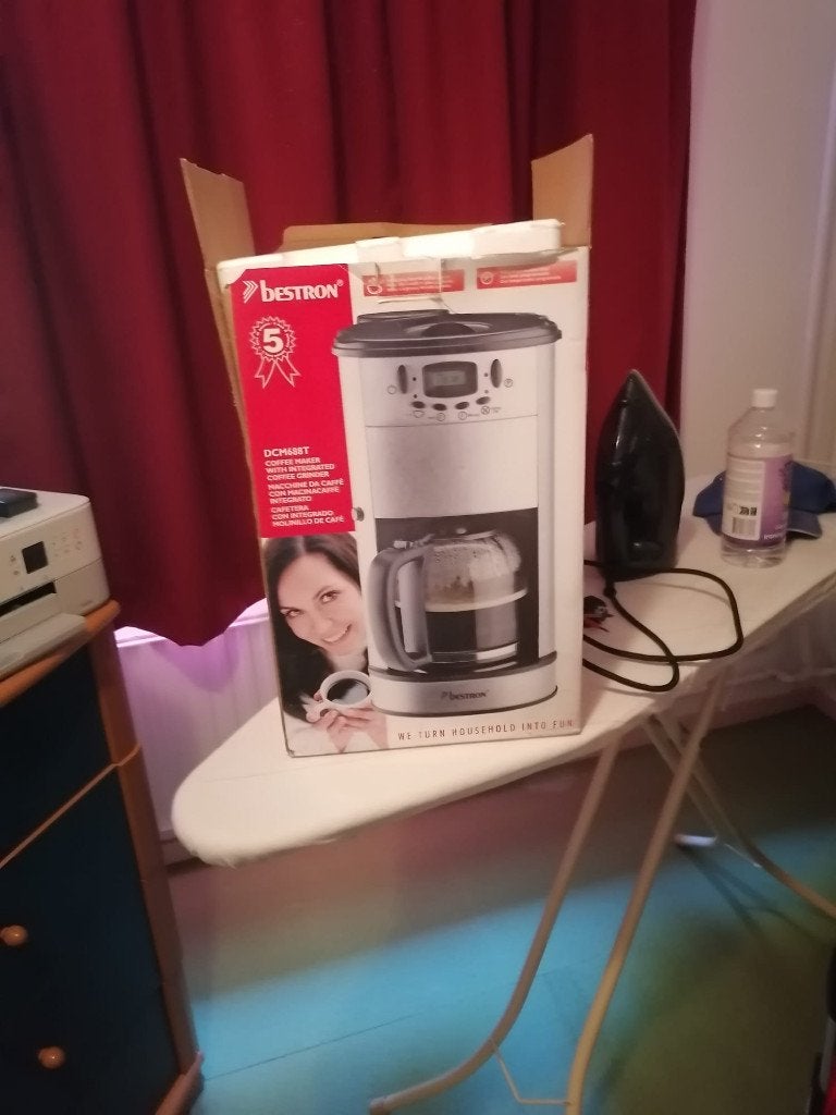 koffiezetapparaat, Ophalen, Gebruikt, 10 kopjes of meer, Koffiemachine