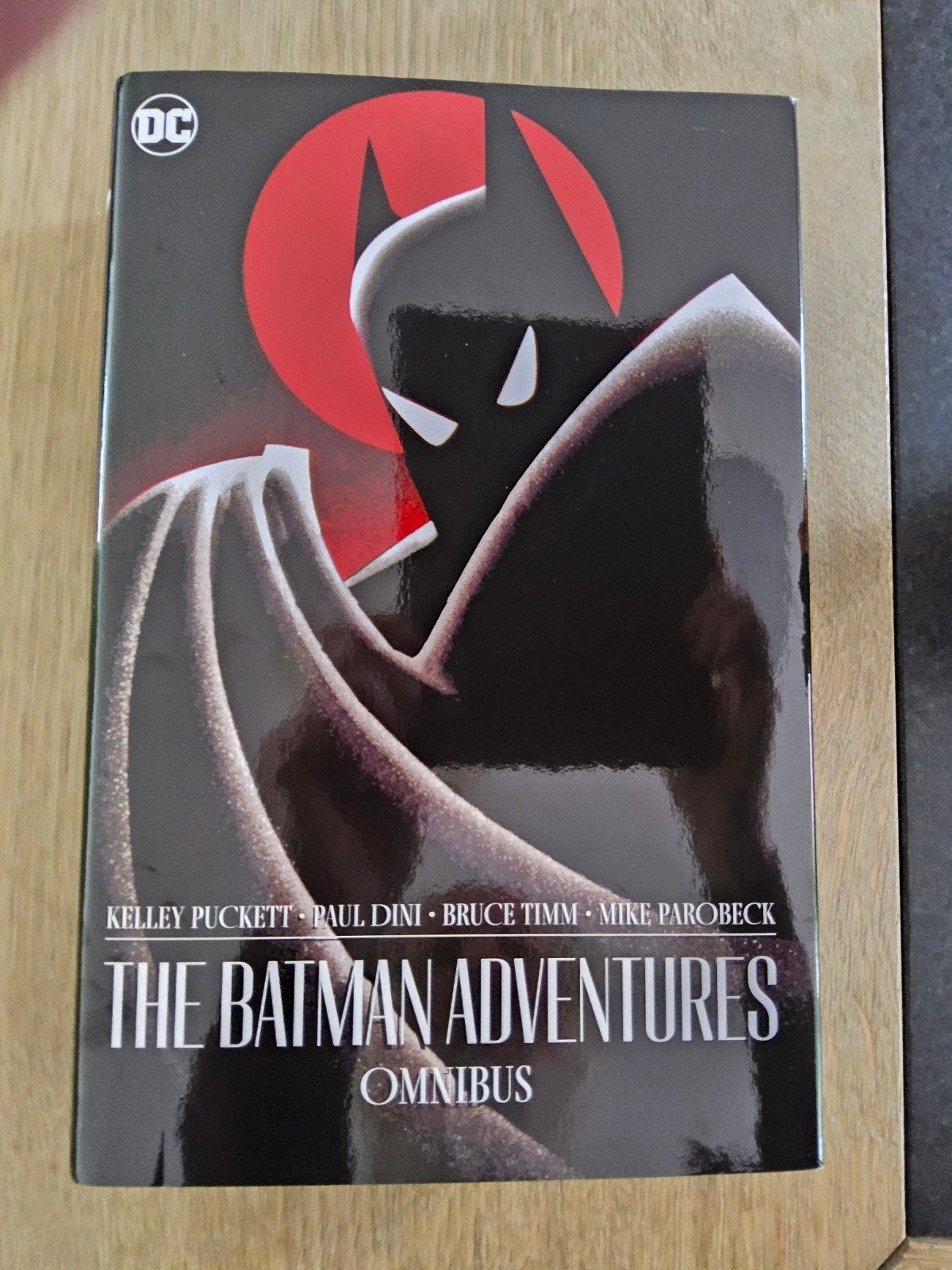 Kelley Puckett et al.The Batman Adventures - Omnibushardcove, Boeken, Strips | Comics, Ophalen of Verzenden, Zo goed als nieuw