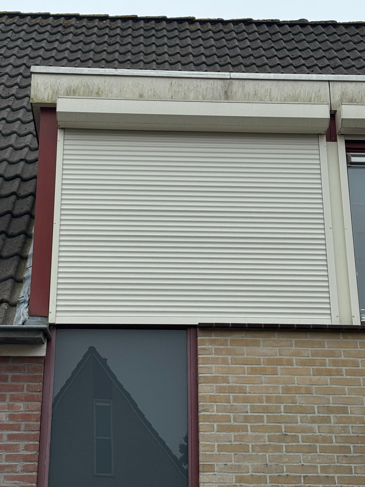 Rolluik met lintbediening, Doe-het-zelf en Verbouw, Rolluiken, Ophalen, Gebruikt, 100 tot 150 cm, 150 tot 200 cm
