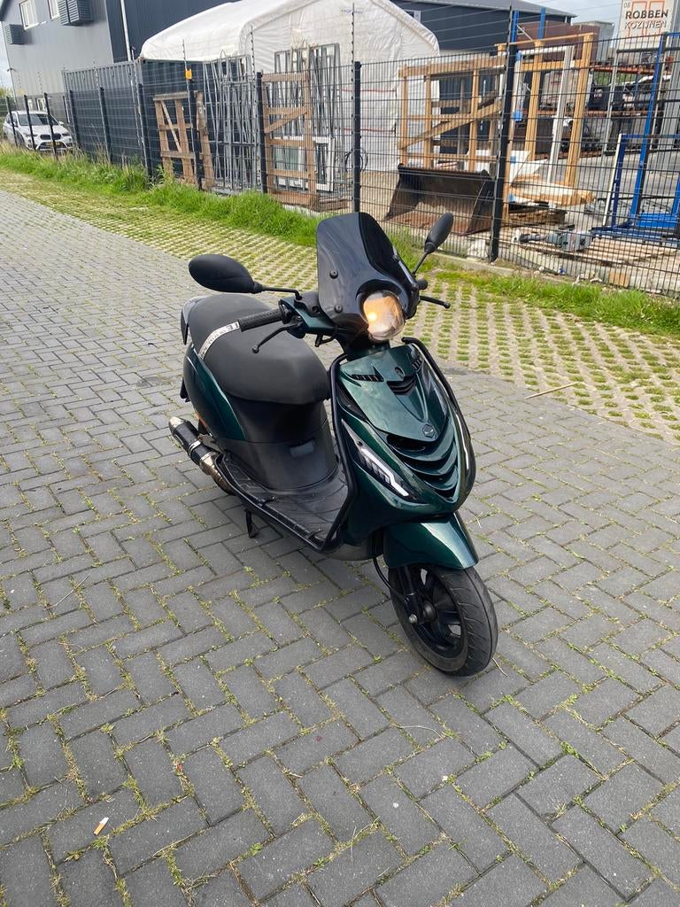 Zip 4T 50cc – Bromkenteken – 2014 – Jaguar groen, Fietsen en Brommers, Scooters | Piaggio, Gebruikt, Maximaal 45 km/u, Zip, Ophalen of Verzenden