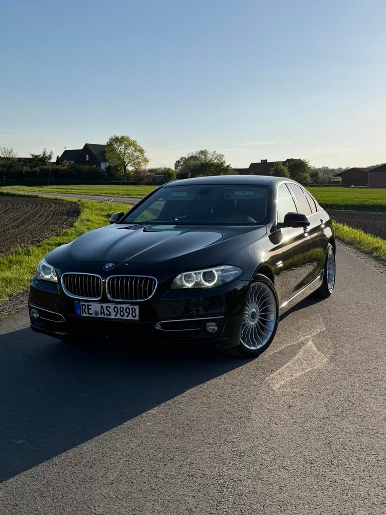 BMW 528i F10 xDrive, Auto's, BMW, 5-Serie, 4x4, ABS, Adaptieve lichten, Adaptive Cruise Control, Airbags, Airconditioning, Alarm