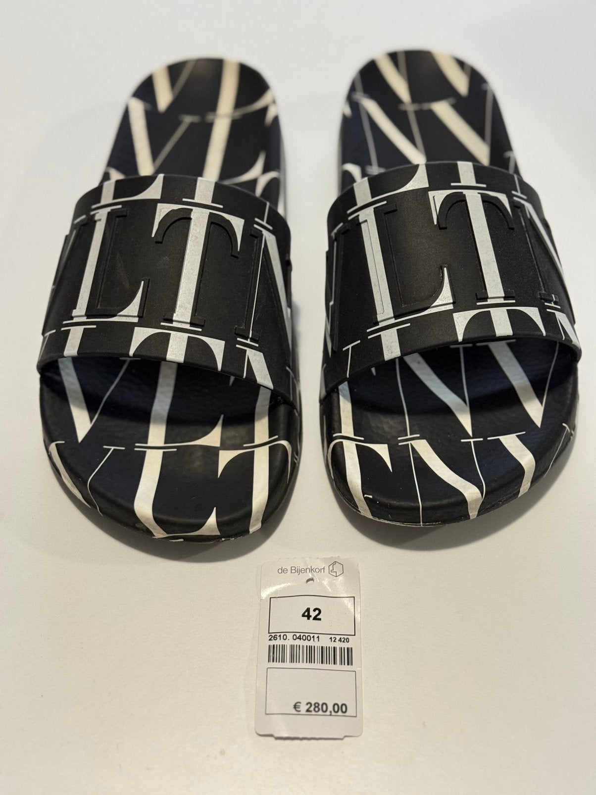 Valentino Garavani Slippers Origineel, Slippers, Zwart, Ophalen of Verzenden, Gedragen