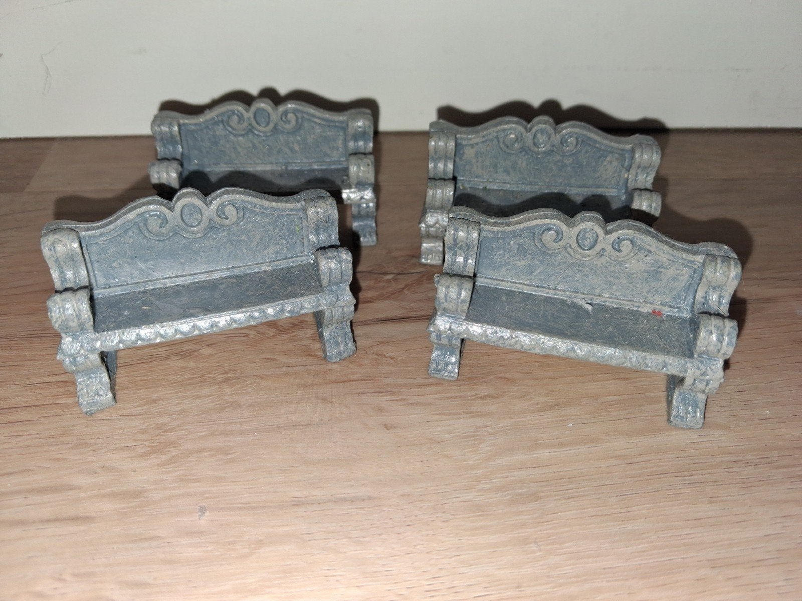 Lemax bankjes spooky town, Diversen, Ophalen of Verzenden