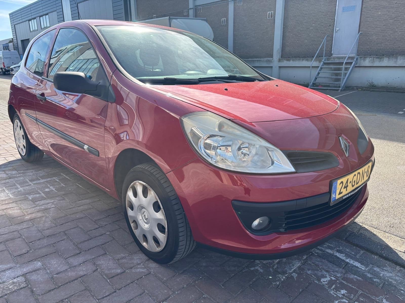 Renault Clio 1.2-16V Special Line / Airco / Elek ramen, Auto's, Voorwielaandrijving, 535 kg, Gebruikt, 4 cilinders