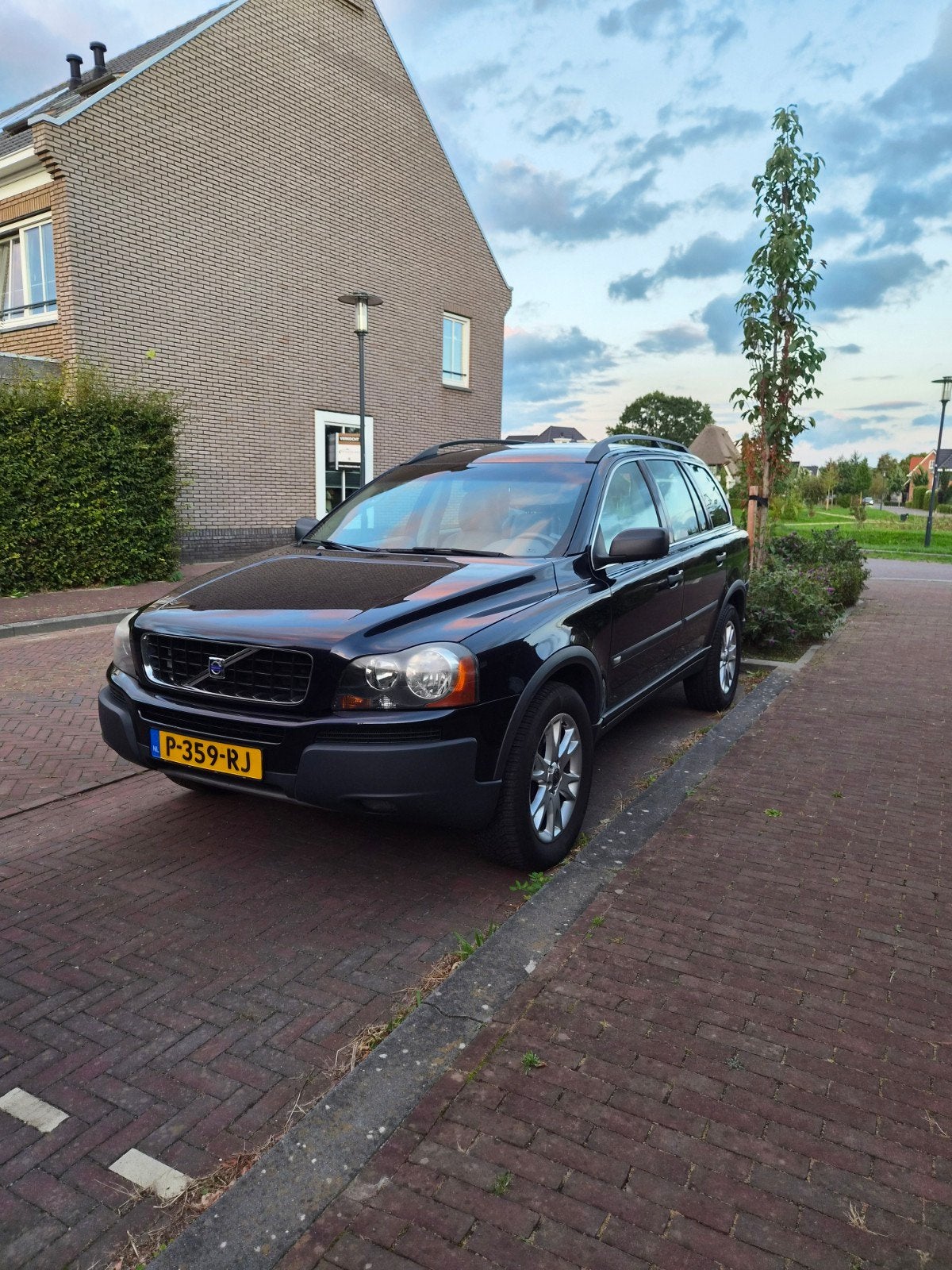 Volvo XC90 2.5 T Geartronic 2005 AWD Dealer onderhouden., Auto's, 7 stoelen, Leder, Vierwielaandrijving, SUV of Terreinwagen