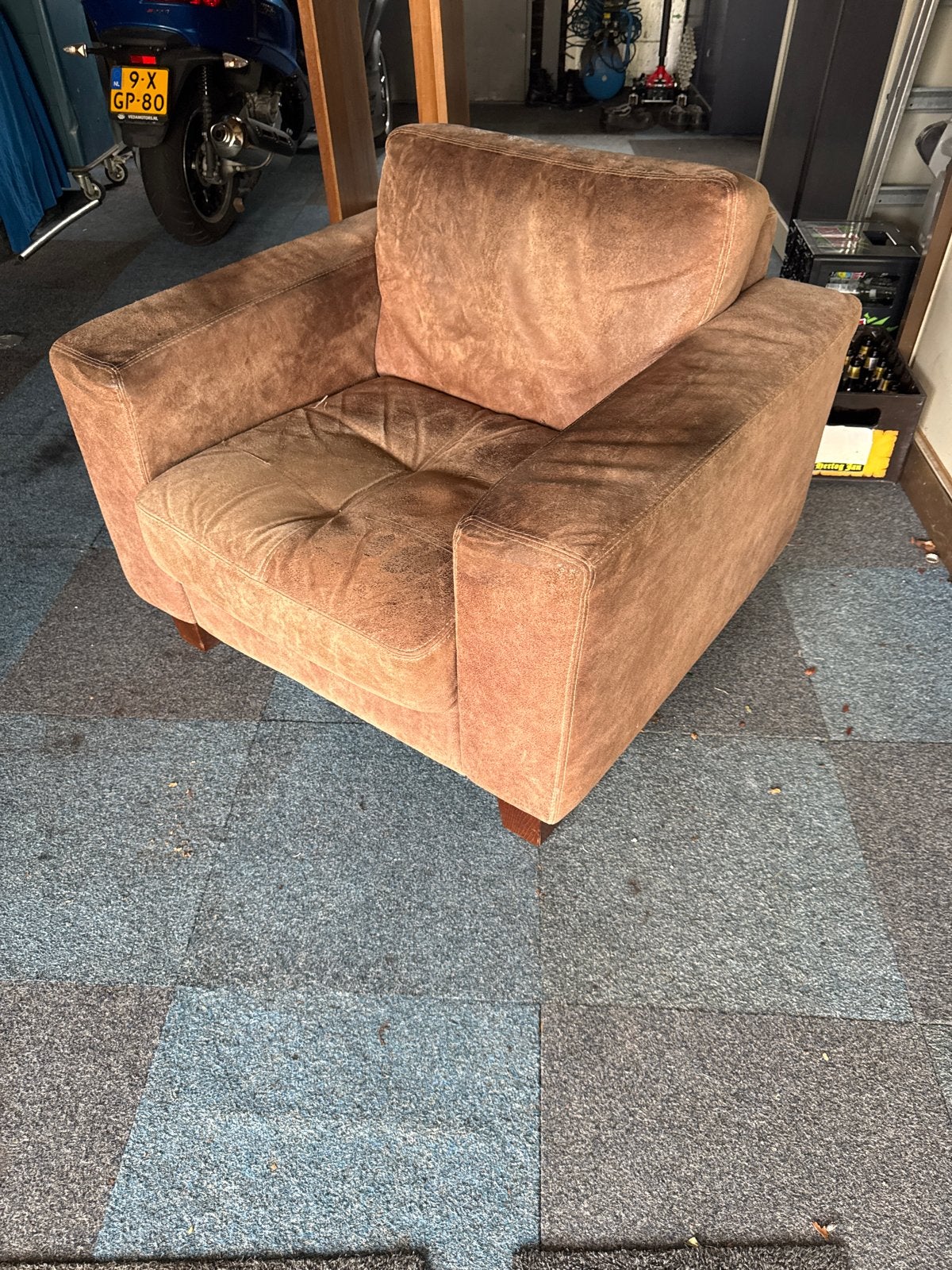 Gratis comfortabele fauteuil van geschuurd leder, Ophalen, Gebruikt, 75 tot 100 cm, Leer