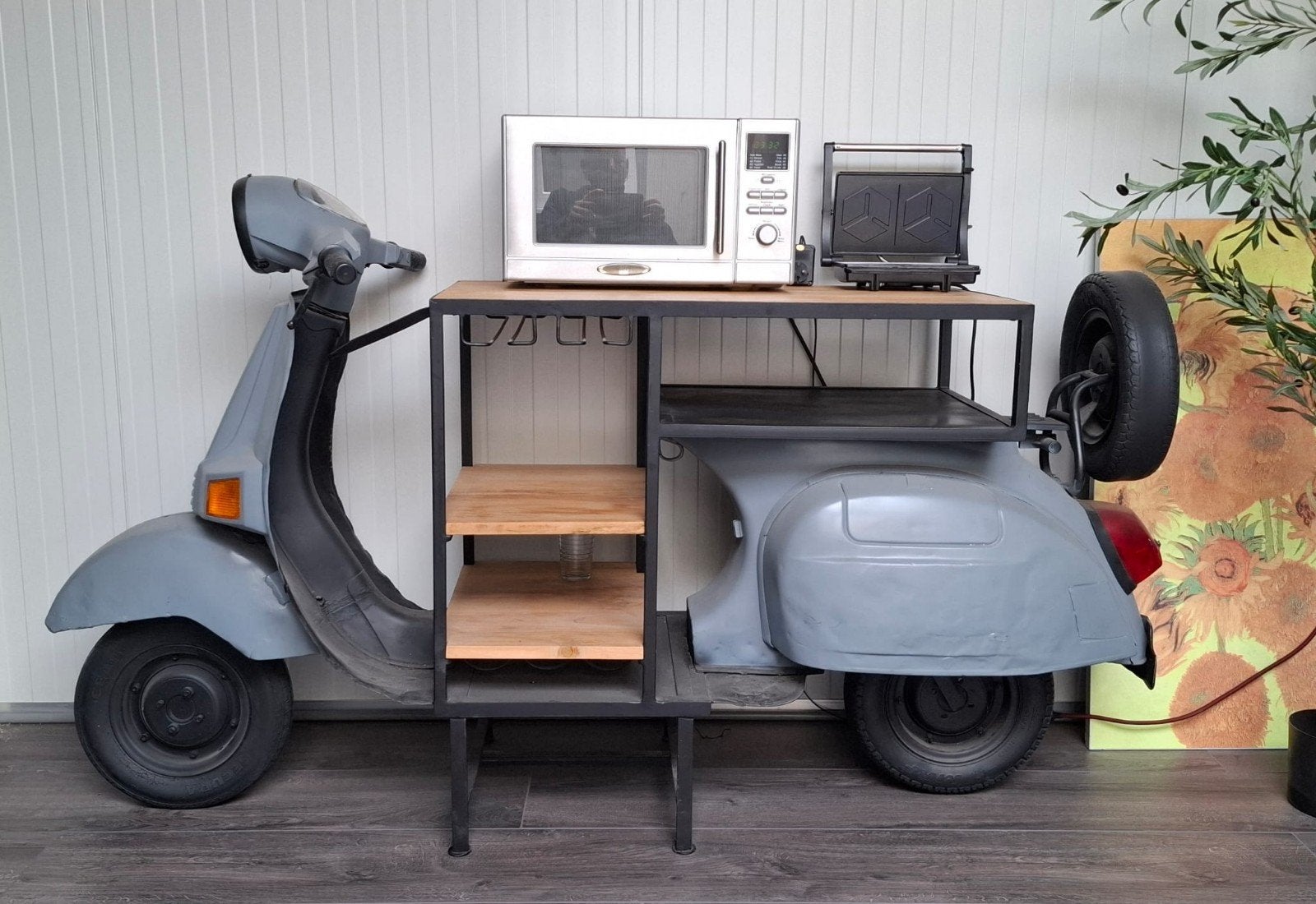 scooter kast / opbergrek ., Ophalen, Gebruikt