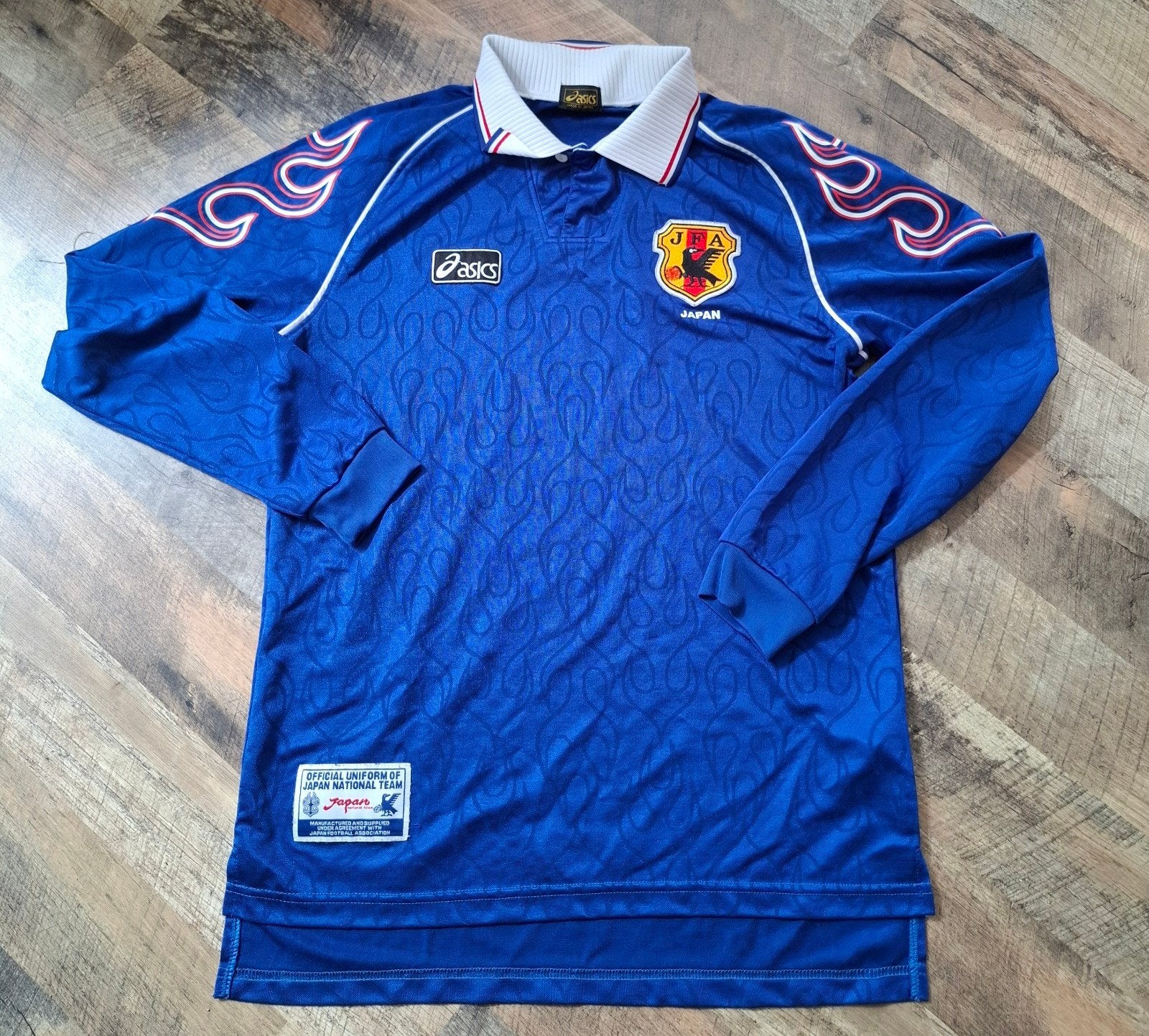Voetbalshirt Japan Asiscs  1998, Verzamelen, Sportartikelen en Voetbal, Ophalen of Verzenden, Gebruikt, Buitenlandse clubs, Shirt