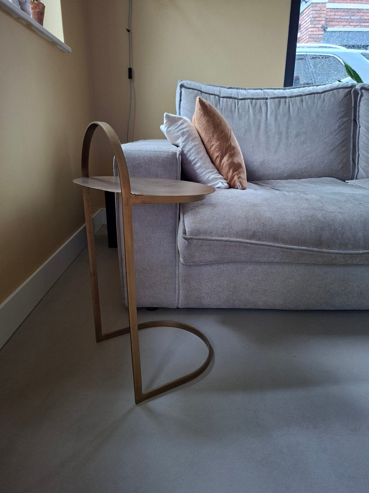 Goudkleurige bijzettafel, Minder dan 55 cm, Metaal of Aluminium, Rond, Zo goed als nieuw