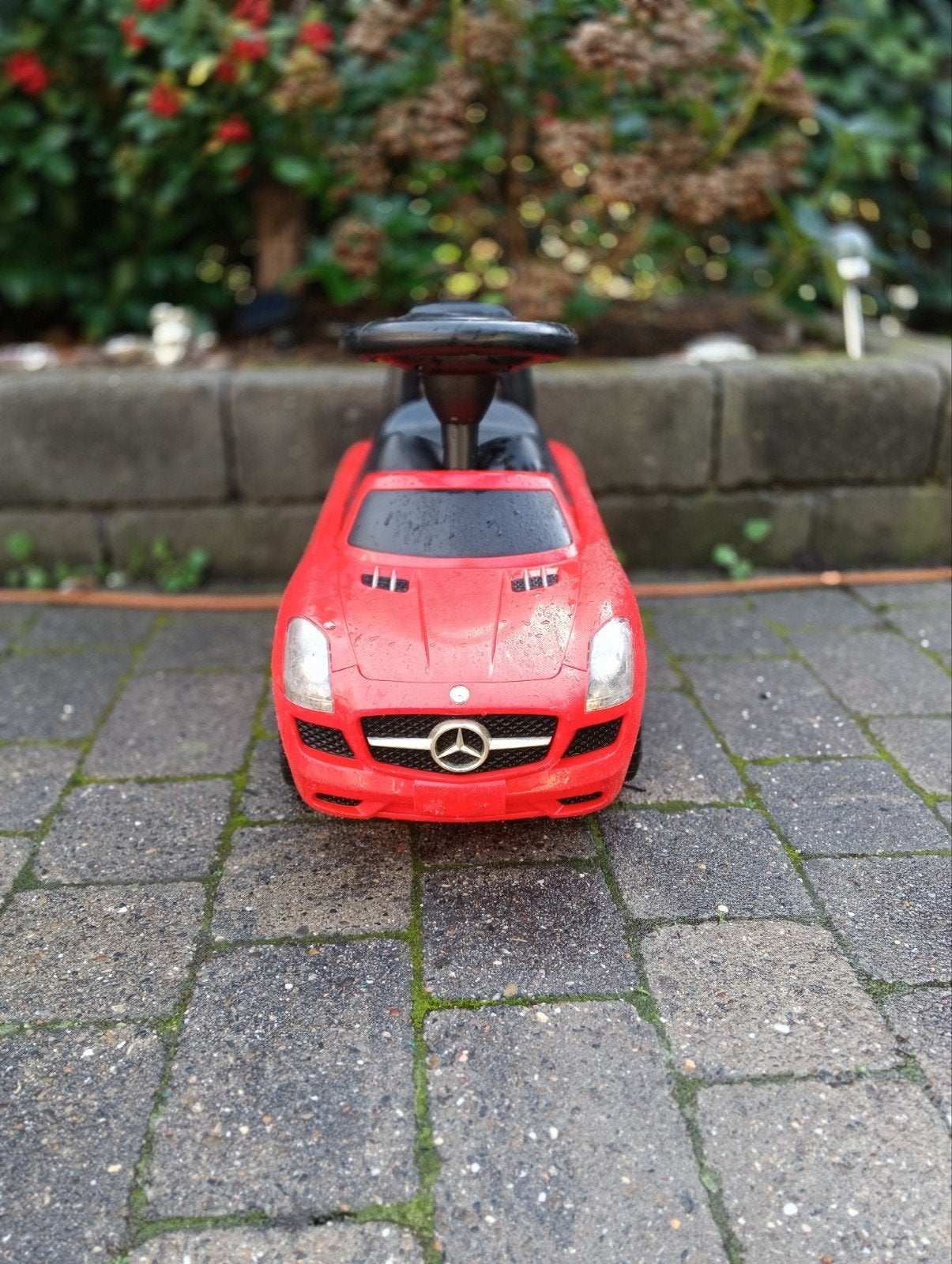 Rode Mercedes-Benz loopauto voor kinderen, Ophalen, Gebruikt, Loopvoertuig