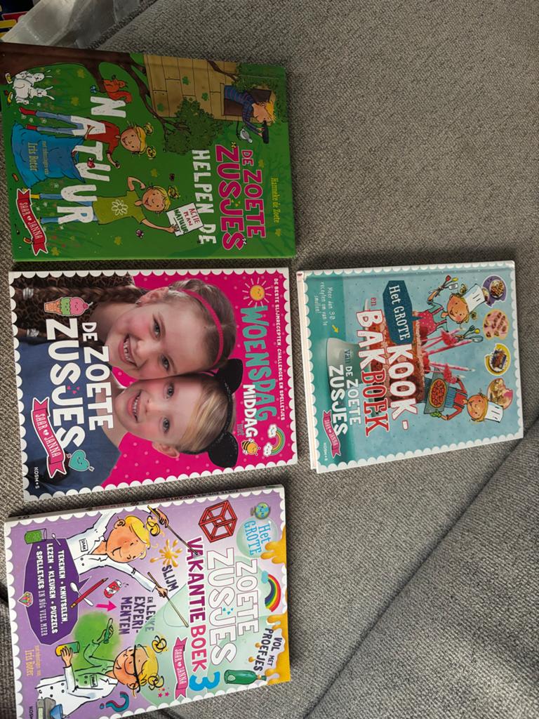 De Zoete Zusjes Boekenpakket - 4 Boeken, Ophalen, Zo goed als nieuw, Fictie algemeen