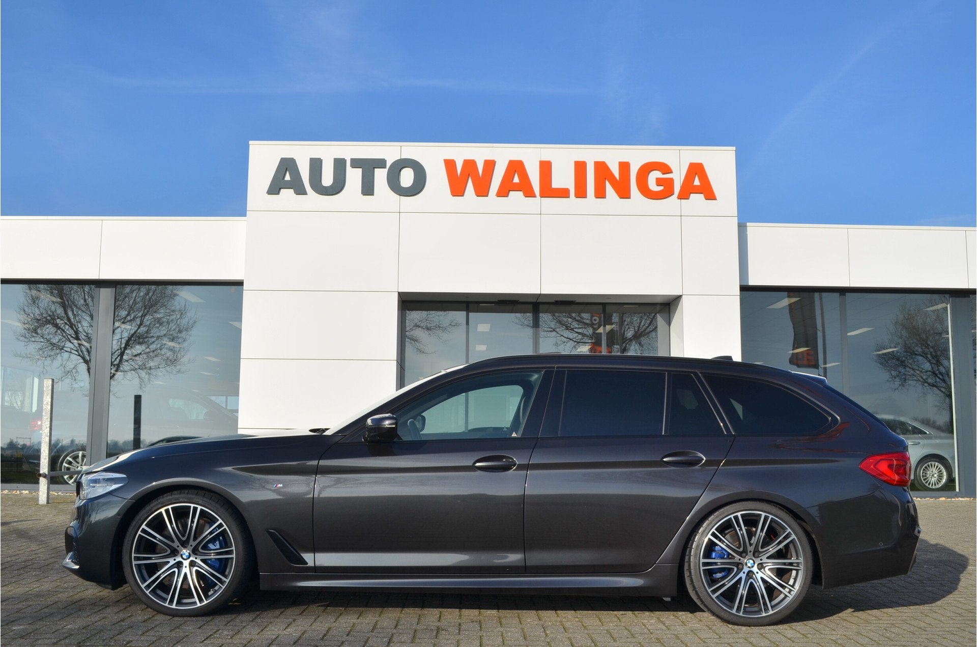 BMW 5 Serie Touring 540i xDrive M pak | Pano | Stoelventilat, Gebruikt, Euro 6, 2000 kg, 340 pk