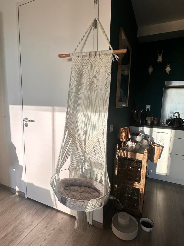 Katten bed, Ophalen