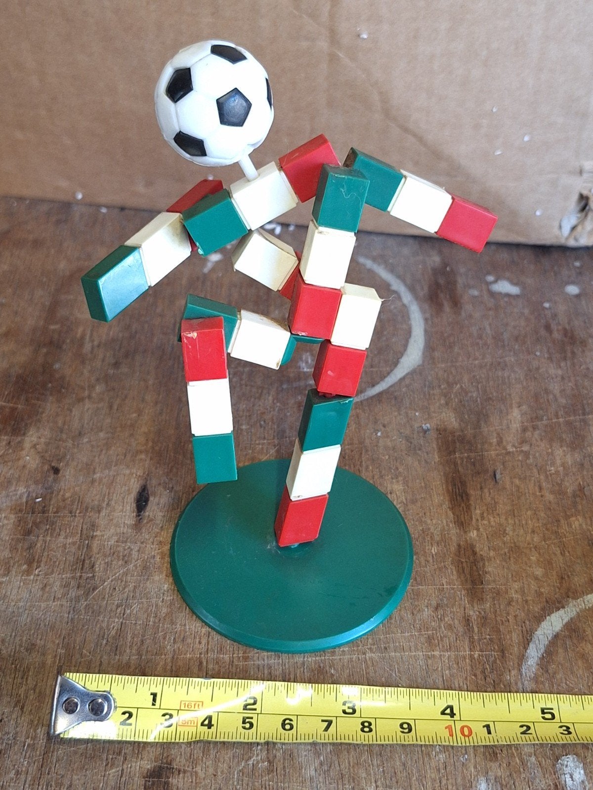 Vintage WK '90 Italië Voetbal Beeldje - Zeldzaam, Ophalen of Verzenden, Gebruikt, Overige sporten, Beeldje of Poppetje