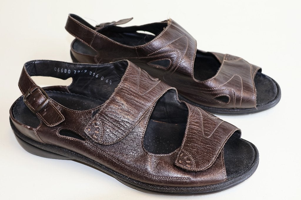 Bruine Durea dames sandalen maat 6½ of 40 wijdte G, Durea, Bruin, Zo goed als nieuw, Sandalen of Muiltjes