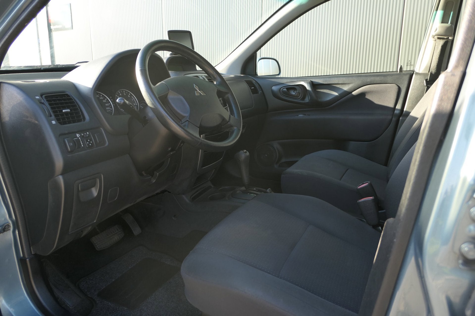 Mitsubishi Space Star 1.8 Comfort NAP HARD ZEER NETJES Airco, Stof, Gebruikt, Zwart, 4 cilinders