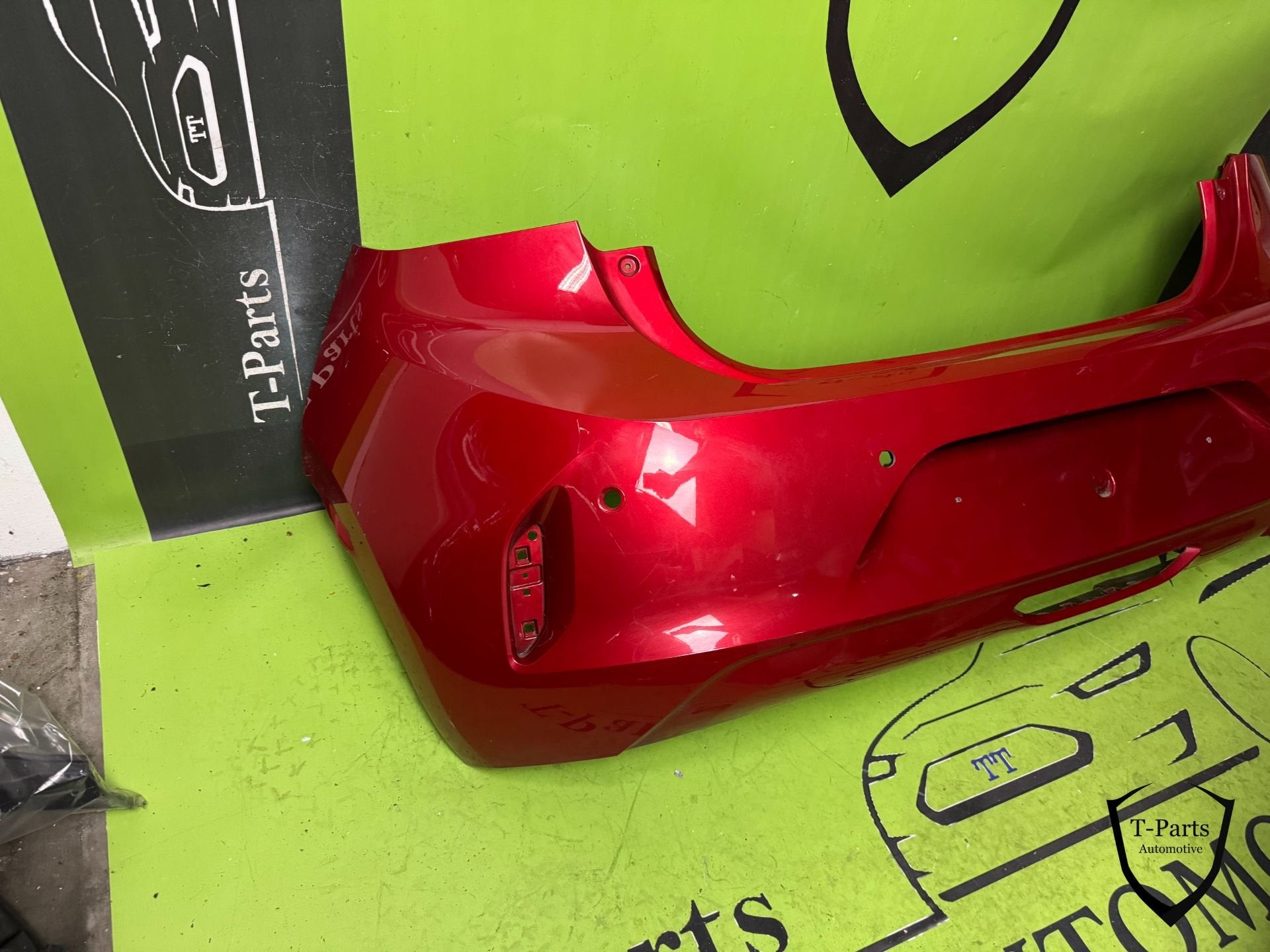 opel corsa F achterbumper Bumper 4x pdc, Auto-onderdelen, Gebruikt, Opel Automobile GmbH, Ophalen of Verzenden, Kontakt@opel-infoservice.de